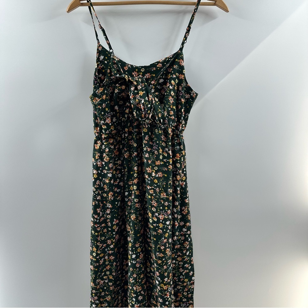 Green Floral Maxi Dress with Adjustable Straps and Back Tie – Size M - Picture 4 of 5